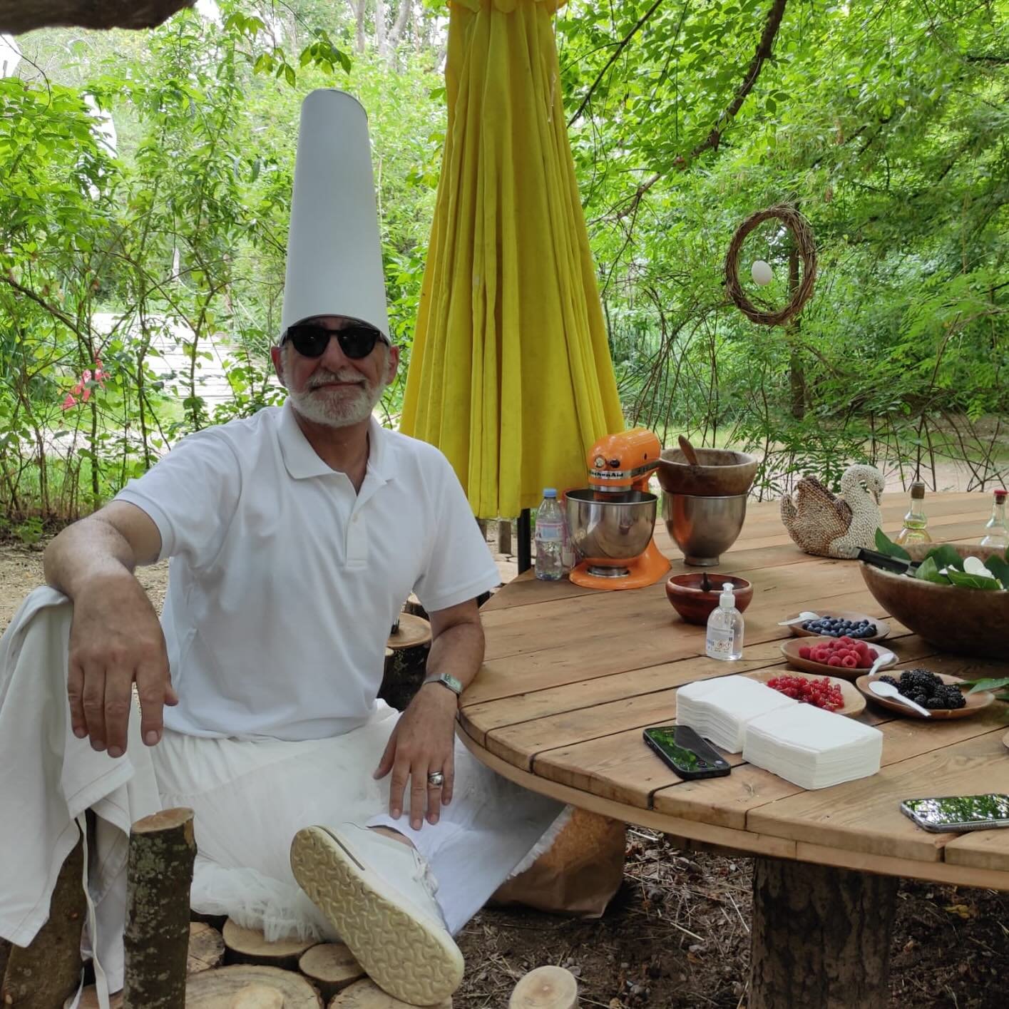 New Chef uniform for the weekend at Le Moulin Jaune. 2000+ visitors over the weekend and a lot of Pavlova to treat them. 
@lucienchefambition @moulinjaune